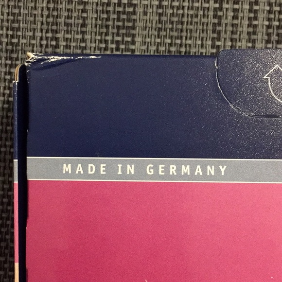 Bauerfeind VenoTrain Discretion Compression Pantyhose (Cream/Beige) - Picture 11 of 14